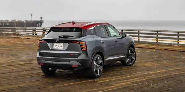 Nissan Kicks safety systems and technical manual resource