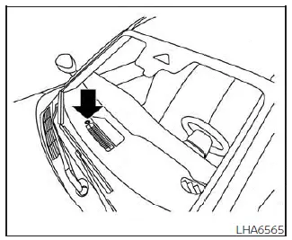 Nissan Kicks sunload sensor location for automatic climate control