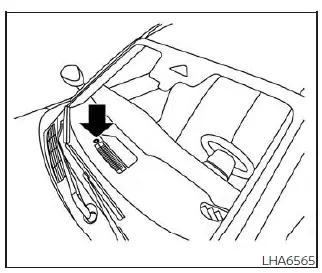 Nissan Kicks sunload sensor location