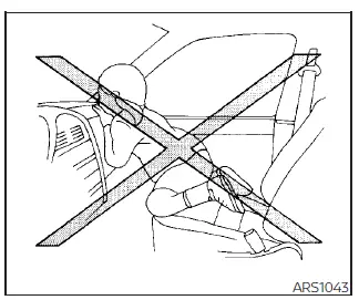 Nissan Kicks child seating safety illustration one
